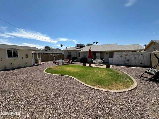 155 N HUNT Drive W, Mesa, AZ 85203