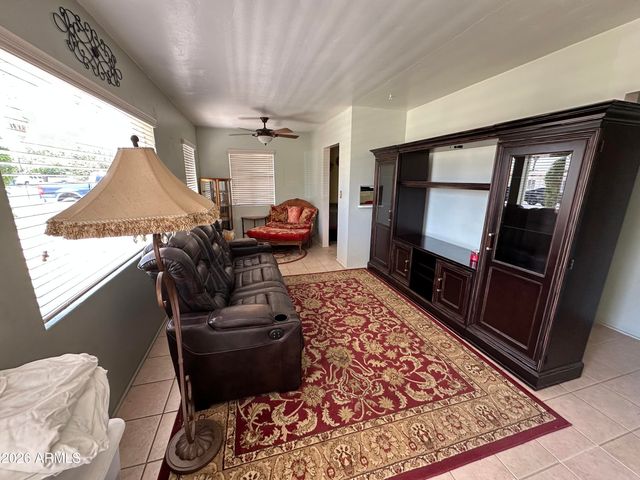 155 N HUNT Drive W, Mesa, AZ 85203
