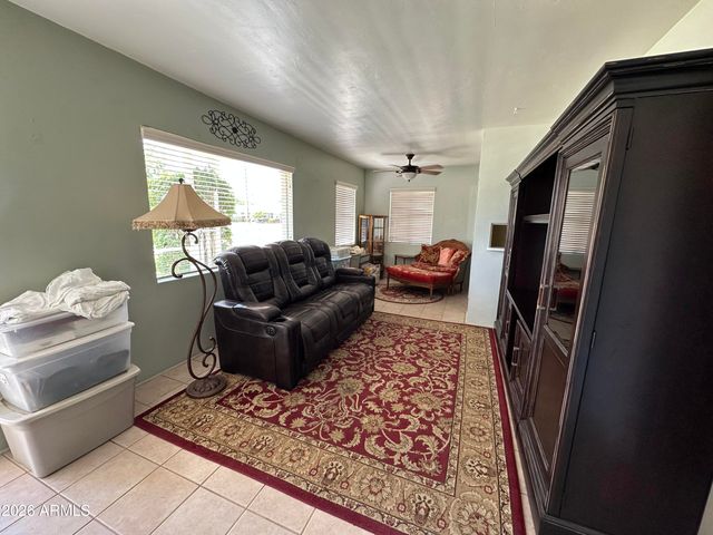 155 N HUNT Drive W, Mesa, AZ 85203