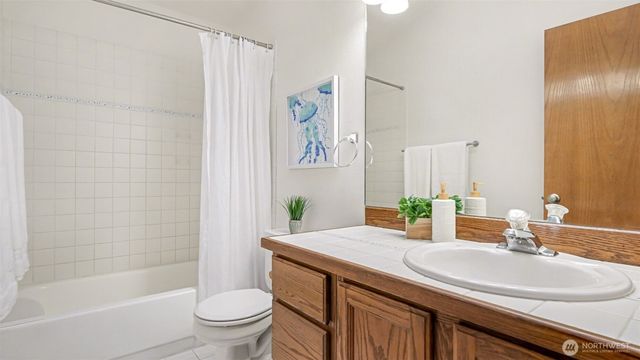 12816 322nd Avenue NE, Duvall, WA 98019