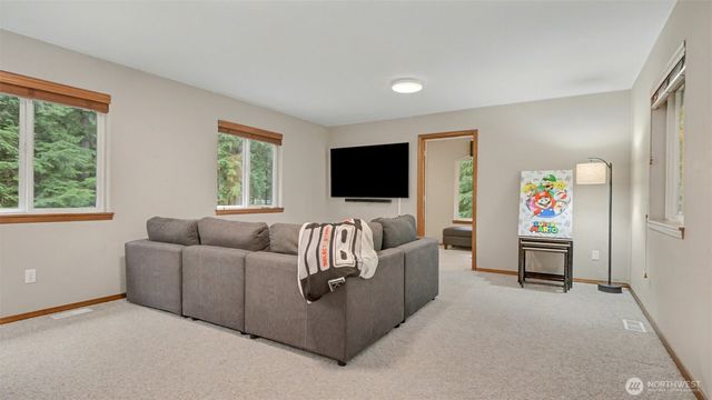 12816 322nd Avenue NE, Duvall, WA 98019