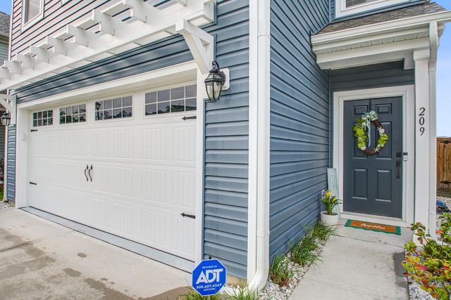 209 Night Heron Street, Summerville, SC 29486