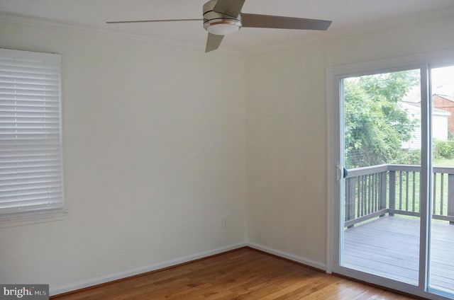 3027 WAYNE RD, Falls Church, VA 22042