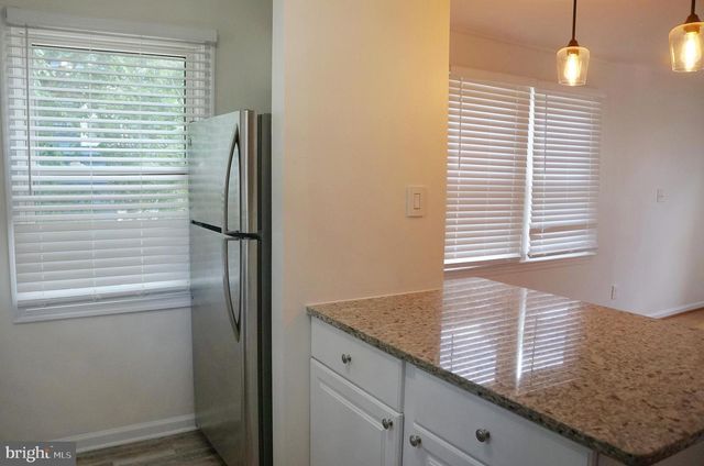 3027 WAYNE RD, Falls Church, VA 22042