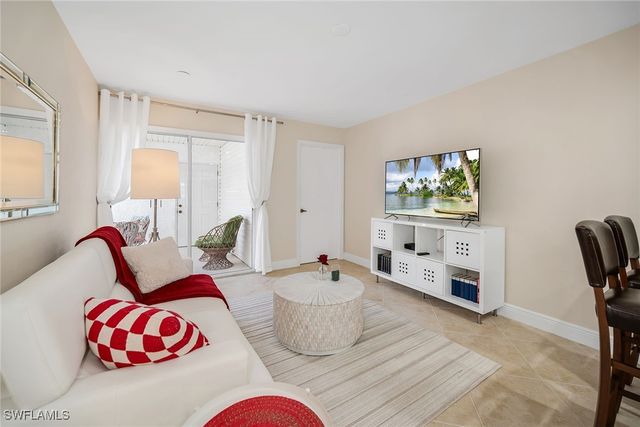 466 Bristle Cone LN 34, Naples, FL 34113