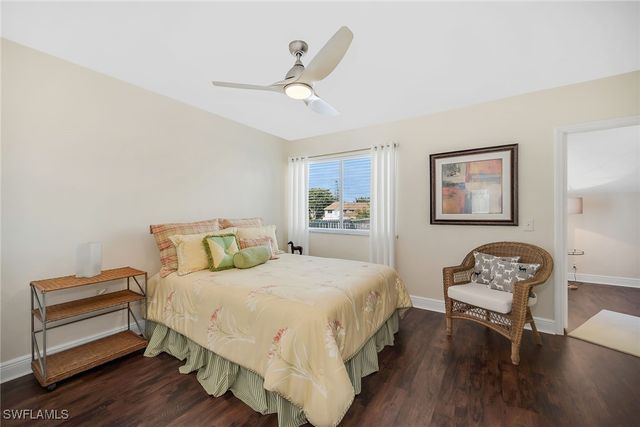 466 Bristle Cone LN 34, Naples, FL 34113
