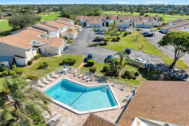 466 Bristle Cone LN 34, Naples, FL 34113