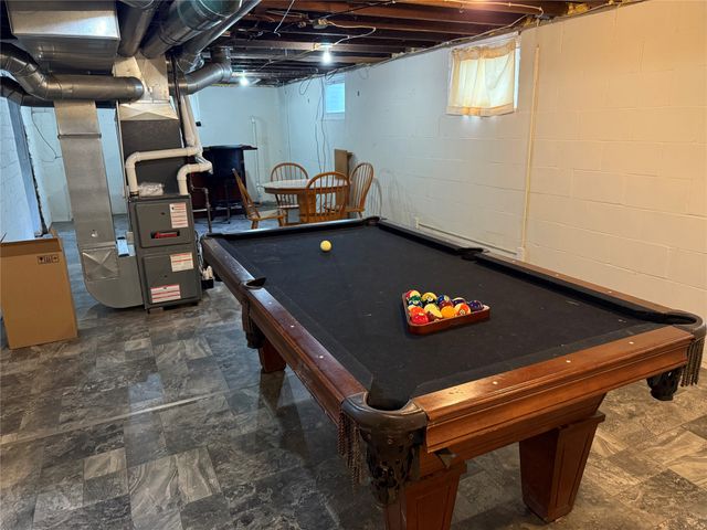 121 E Benton Street, Winterset, IA 50273