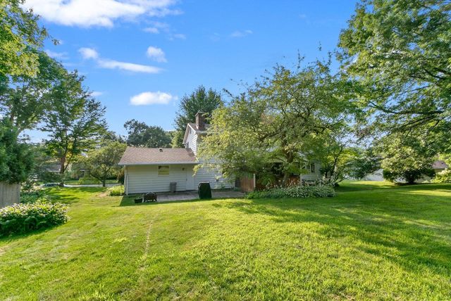 571 S Hillcrest Drive, Verona, WI 53593