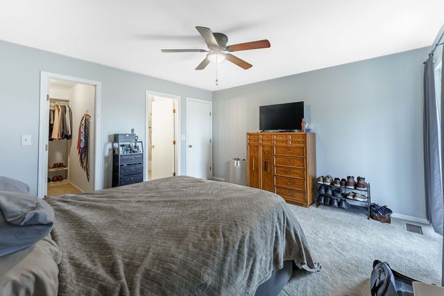 741 W Streamwood Boulevard A, Streamwood, IL 60107