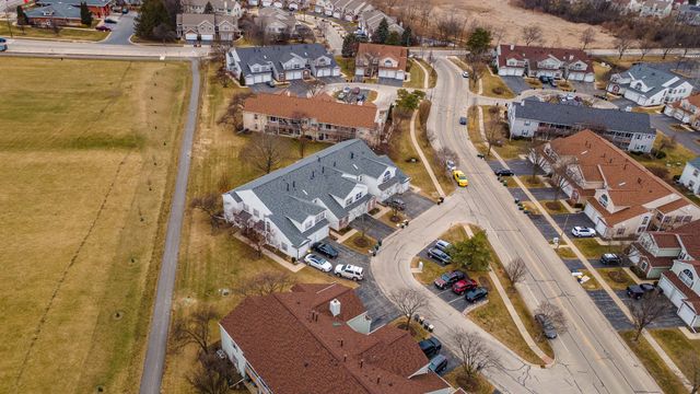 741 W Streamwood Boulevard A, Streamwood, IL 60107