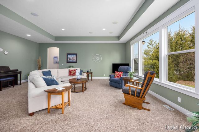 1398 Winchester Court Nw, City Of Walker, MI 49534