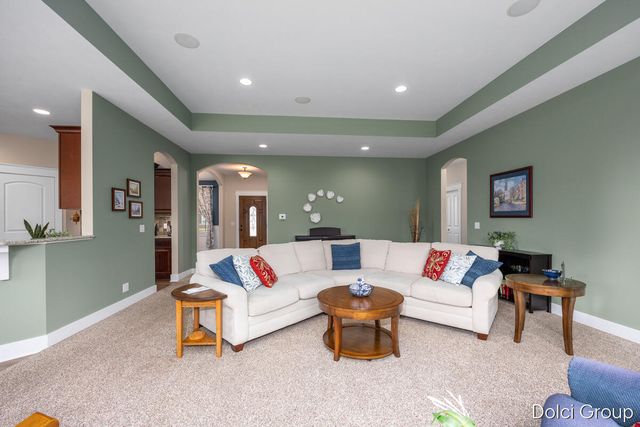 1398 Winchester Court Nw, City Of Walker, MI 49534