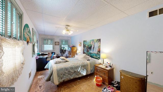 1230 CHESTNUT ST, Wilmington, DE 19805