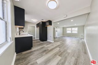 582 Venice Boulevard 2, Los Angeles, CA 90291