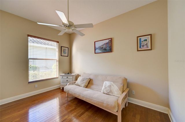 7825 WILTON CRESCENT CIRCLE, University Park, FL 34201