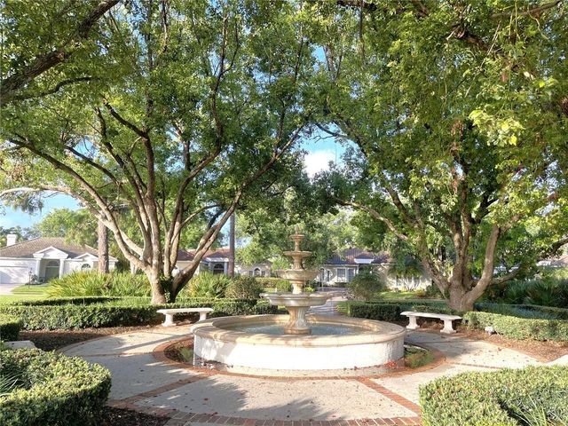 7825 WILTON CRESCENT CIRCLE, University Park, FL 34201