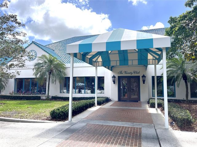 7825 WILTON CRESCENT CIRCLE, University Park, FL 34201