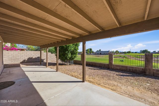 10749 W Ruth Avenue, Peoria, AZ 85345