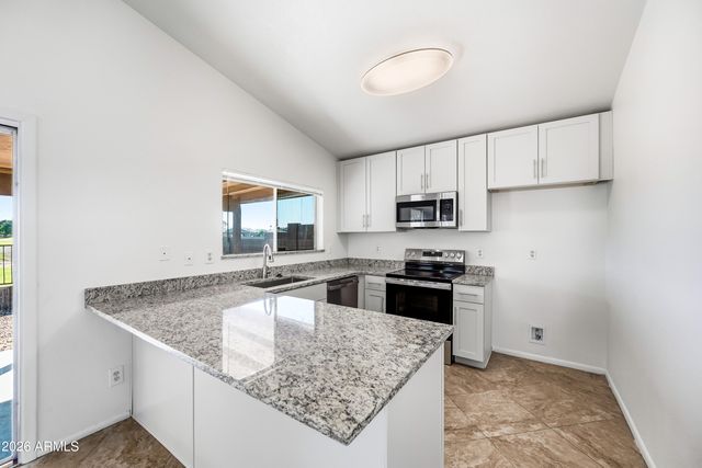 10749 W Ruth Avenue, Peoria, AZ 85345