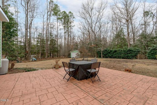 8132 Robincrest Court, Fuquay Varina, NC 27526