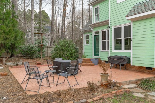 8132 Robincrest Court, Fuquay Varina, NC 27526