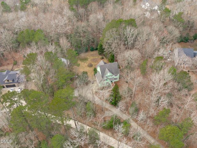 8132 Robincrest Court, Fuquay Varina, NC 27526