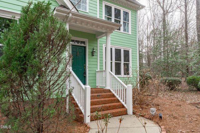 8132 Robincrest Court, Fuquay Varina, NC 27526