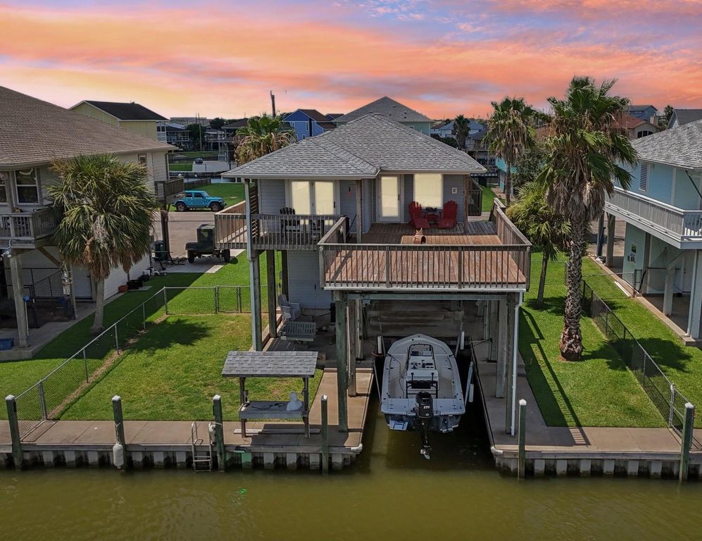 159 Sand Shoals Road, Freeport, TX 77541