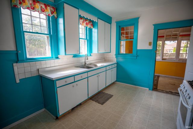 624 Jefferson Street, Rochester, IN 46975