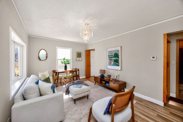 3946 57th Street, Des Moines, IA 50310