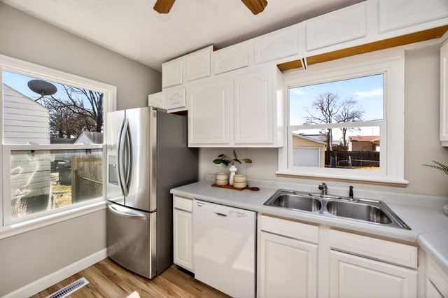 3946 57th Street, Des Moines, IA 50310