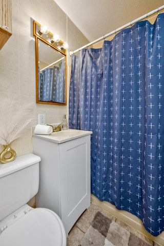 3946 57th Street, Des Moines, IA 50310