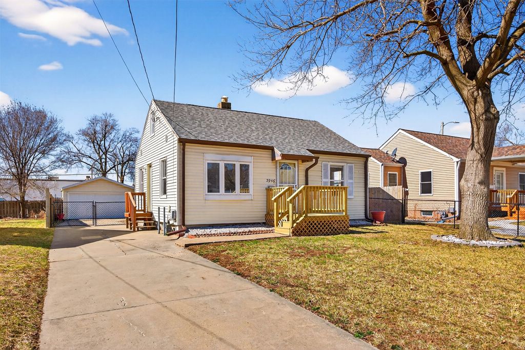 3946 57th Street, Des Moines, IA 50310