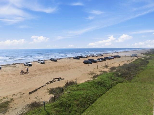 16523 Jamaica Beach Road, Jamaica Beach, TX 77554