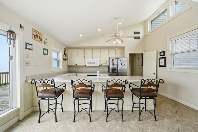 16523 Jamaica Beach Road, Jamaica Beach, TX 77554