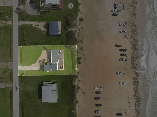 16523 Jamaica Beach Road, Jamaica Beach, TX 77554