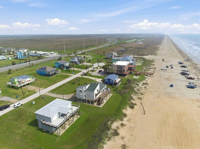 16523 Jamaica Beach Road, Jamaica Beach, TX 77554