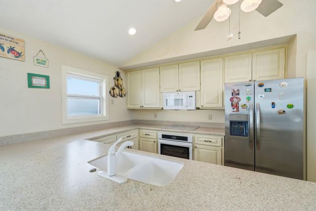 16523 Jamaica Beach Road, Jamaica Beach, TX 77554