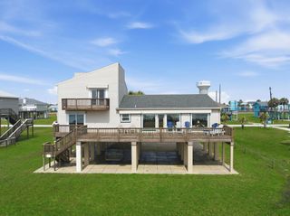 16523 Jamaica Beach Road, Jamaica Beach, TX 77554