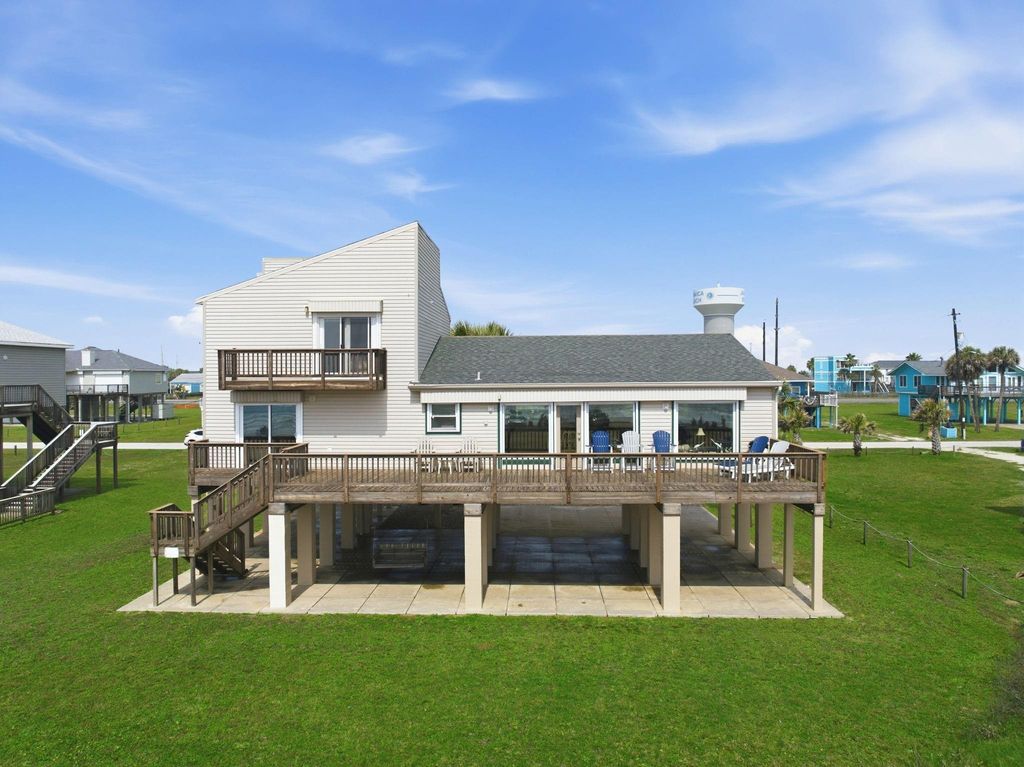 16523 Jamaica Beach Road, Jamaica Beach, TX 77554