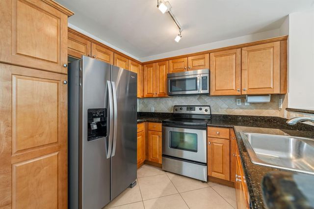 11789 Saint Andrews Place 106, Wellington, FL 33414