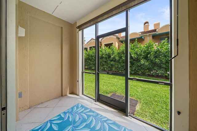11789 Saint Andrews Place 106, Wellington, FL 33414