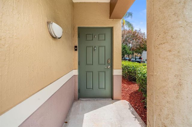 11789 Saint Andrews Place 106, Wellington, FL 33414