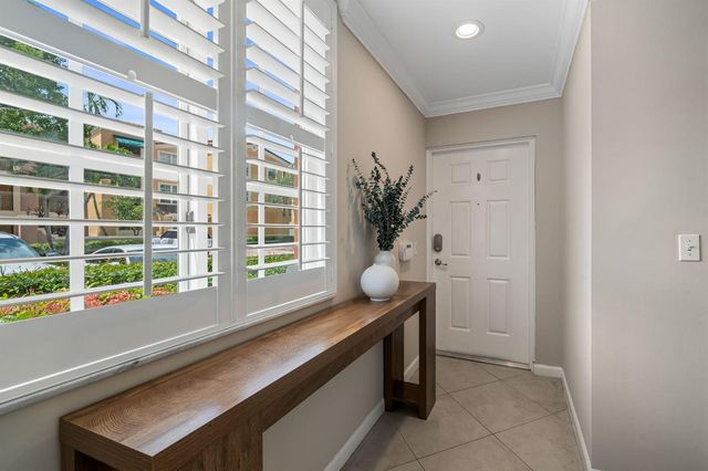 11789 Saint Andrews Place 106, Wellington, FL 33414