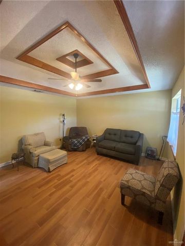 801 N Louisiana Avenue, Weslaco, TX 78596