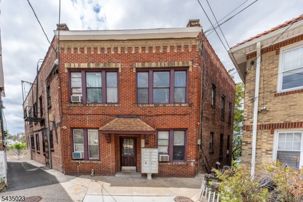 601 Columbia Ave, North Bergen Twp., NJ 07047