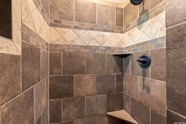 520 Arbor View, Adkins, TX 78101