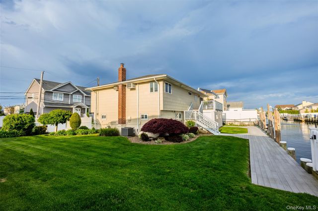 2756 Barbara Road, Bellmore, NY 11710