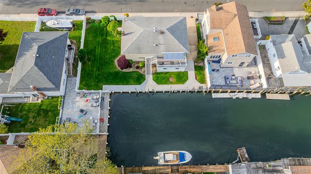 2756 Barbara Road, Bellmore, NY 11710